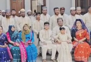 ঈদের আনন্দ ভাগাভাগি করে নিতে একই সাজে সেজেছিলেন&nbsp;শেরপুর থানা পুলিশ।